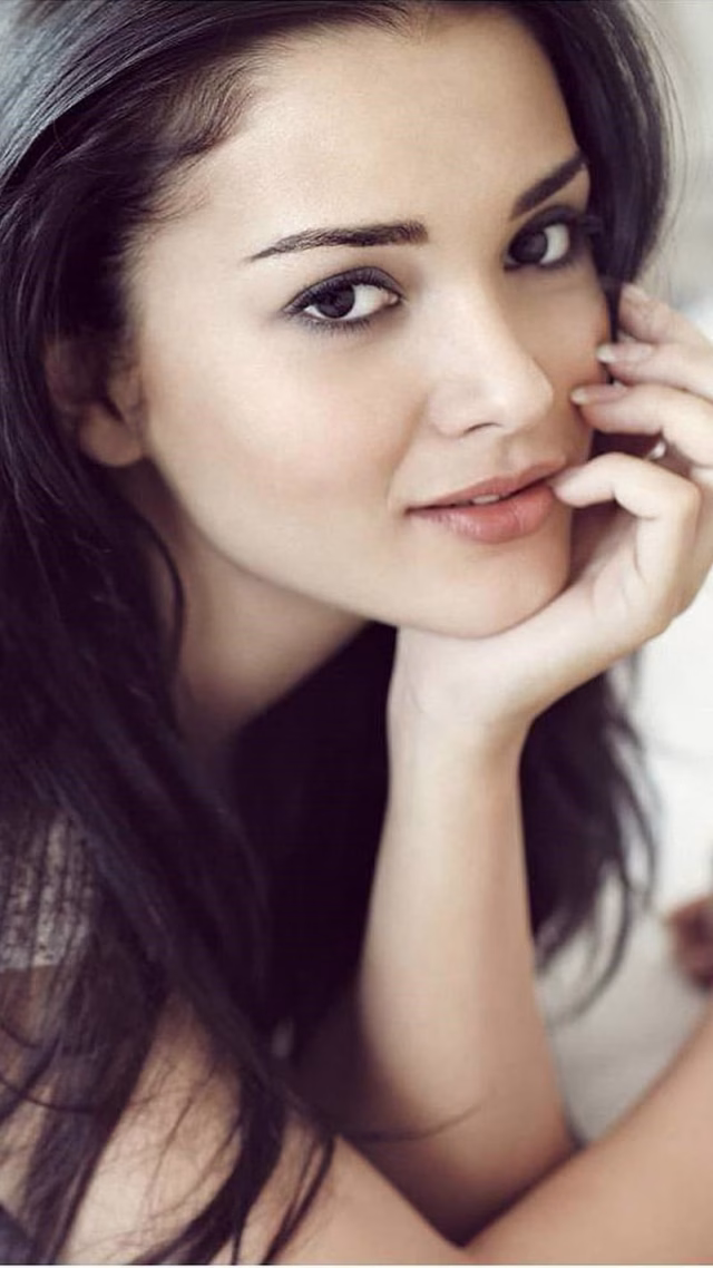 HD-wallpaper-actress-amy-jackson-girl-indian-celebrities-amy-jackson-indian-celebrity-bollywood-indian-indian-actress-beautiful
