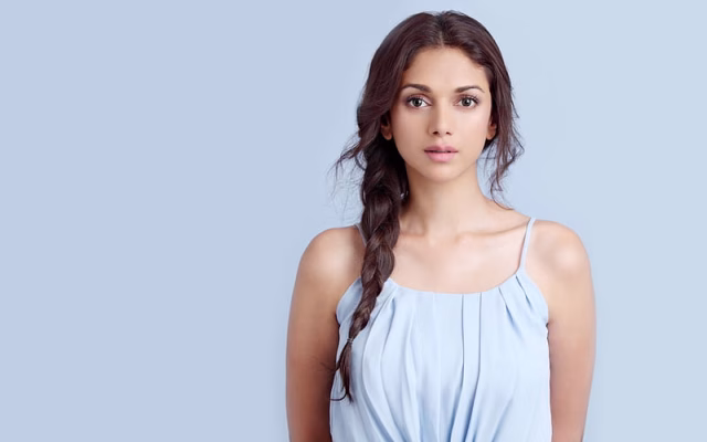 HD-wallpaper-aditi-rao-hydari-bollywood-indian-actress-brunette-beauty