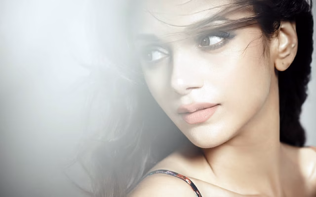 HD-wallpaper-aditi-rao-hydari-portrait-indian-actress-close-up-bollywood-beauty-brunette-hoot