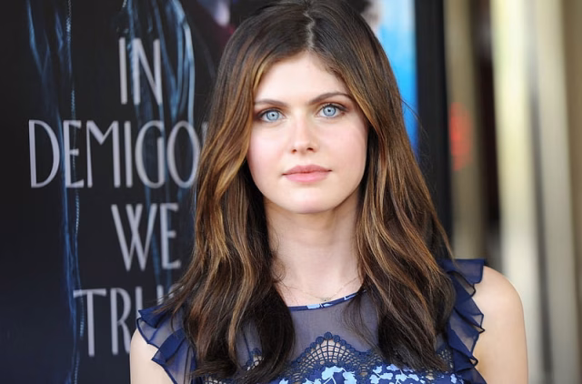 HD-wallpaper-alexandra-daddario-actress-american-texas-chainsaw-3d