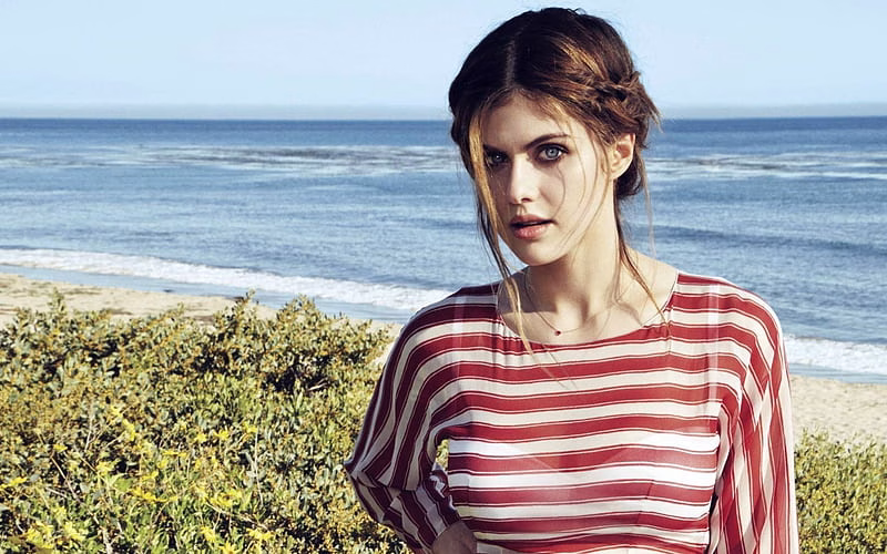 HD-wallpaper-alexandra-daddario-american-actress-beauty-brunette