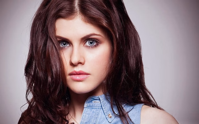 HD-wallpaper-alexandra-daddario-beautiful-girl