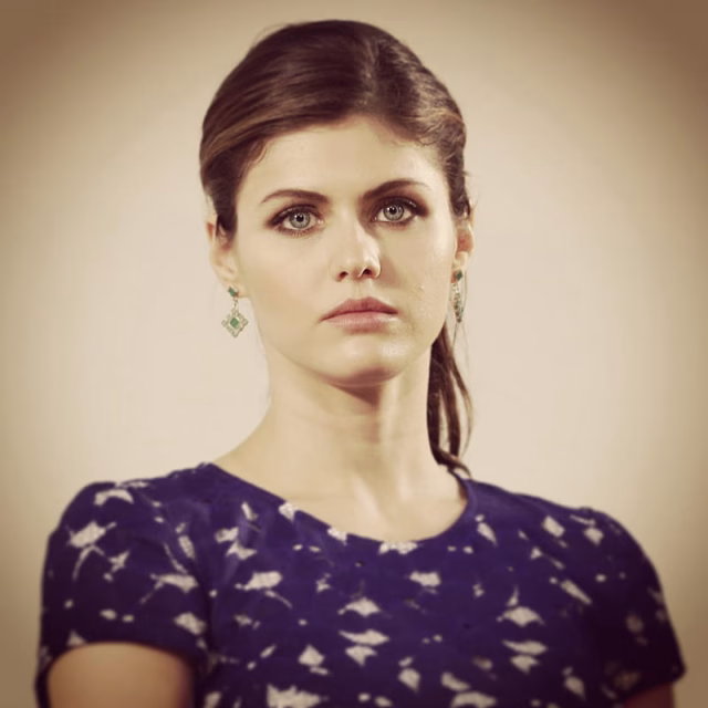 HD-wallpaper-alexandra-daddario-blue-eyes-looking-at-viewer-women-celebrity-actress-brunette