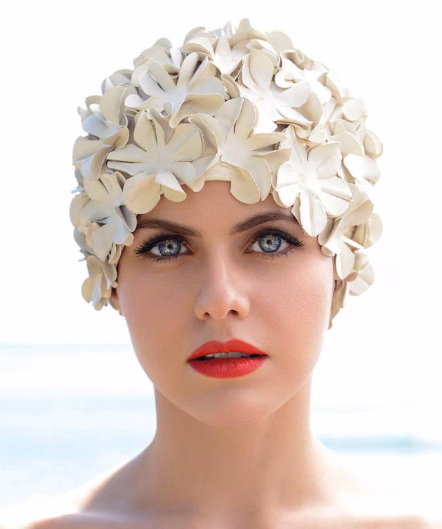HD-wallpaper-alexandra-daddario-celebrity-women-outdoors-blue-eyes-looking-at-viewer-portrait-display-women-makeup