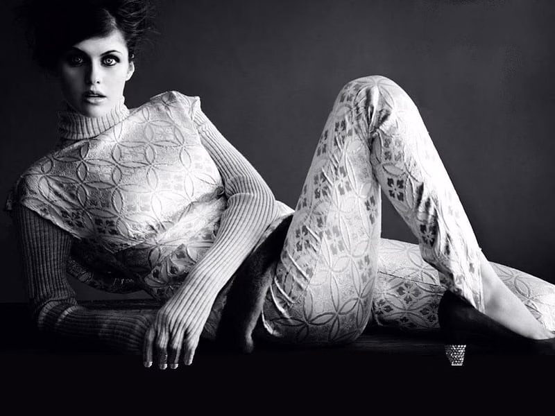 HD-wallpaper-alexandra-daddario-model-actress-daddario-alexandra-11
