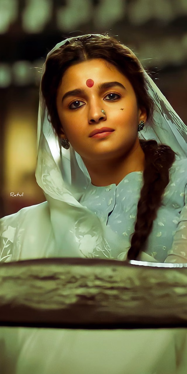 HD-wallpaper-alia-bhatt-nose-raazi-gangubai-kathiawadi