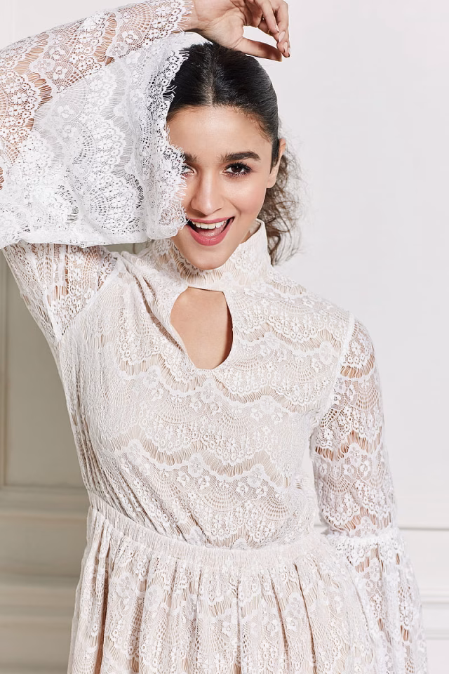 HD-wallpaper-aliabhatt-actress-alia-alia-bhatt-bollywood-actress-bollywood-movies-rrr