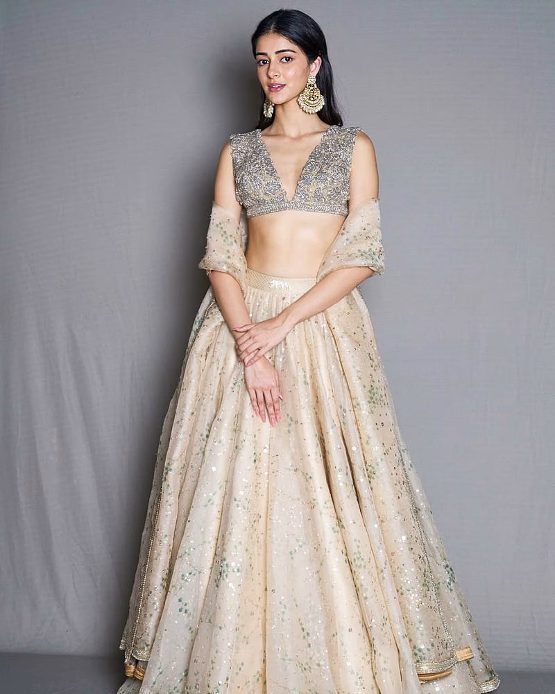 HD-wallpaper-ananya-pandey-actress-beautiful-bollywood-indian-beauty-midriff