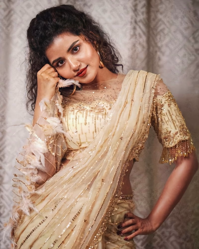 HD-wallpaper-anupama-parameswaran-actress-anupama-anupamaparameswaran-malayalam-telugu-4