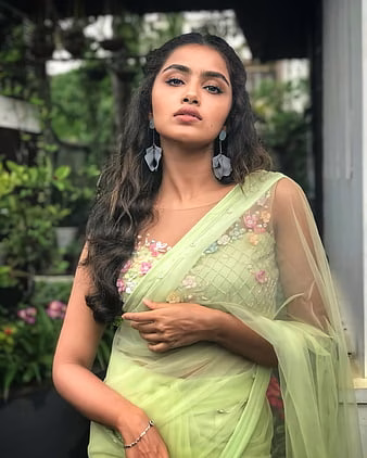 HD-wallpaper-anupama-parameswaran-actress-anupama-anupamaparameswaran-malayalam-telugu-thumbnail-5