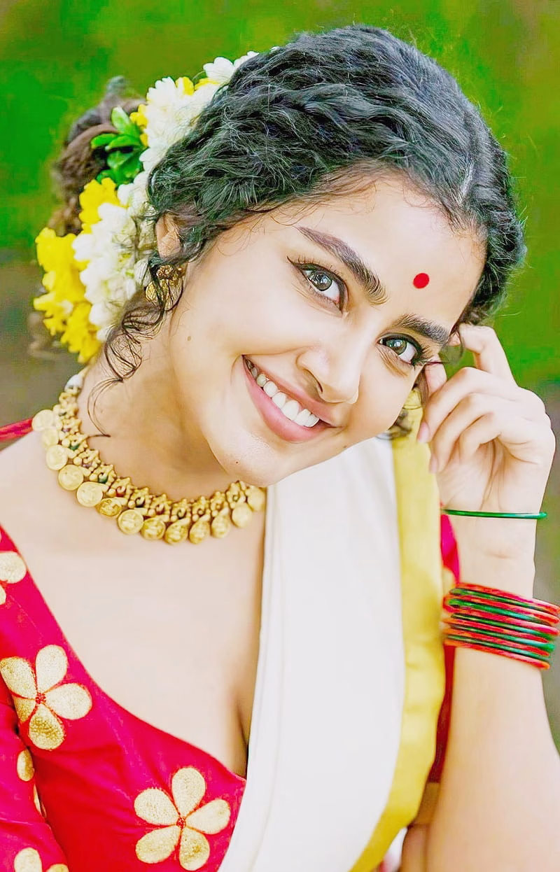 HD-wallpaper-anupama-parameswaran-telugu-movie-telugu-actress-actress-malayalam-movie-anupama-parameshwaran-malayalam-actress-anupamaparameswaran-malayali-1