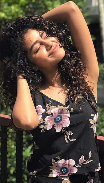 HD-wallpaper-anupama-parameswaran-telugu-movie-telugu-actress-actress-malayalam-movie-anupama-parameshwaran-malayali-malayalam-actress-anupamaparameswaran-thumbnail
