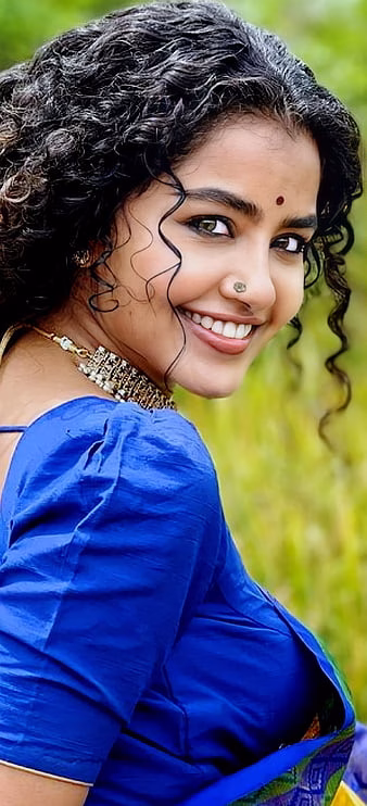 HD-wallpaper-anupamaparameswaran-actress-anupama-anupama-parameswaran-malayalam-actress-malayalam-movie-telugu-actress-telugu-movie-thumbnail