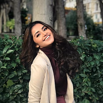 HD-wallpaper-anupamaparameswaran-actress-anupama-anupama-parameswaran-malayalam-telugu-thumbnail-4