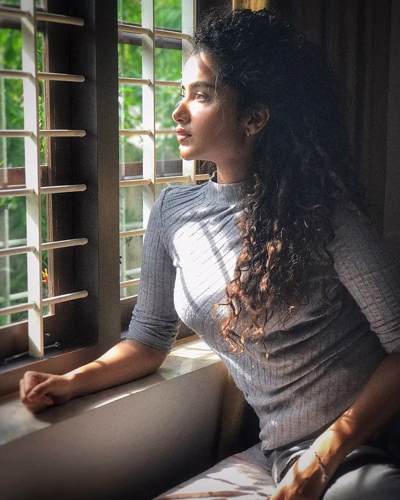 HD-wallpaper-anupamaparameswaran-anupama-anupama-parameshwaran-anupama-parameswaran-malayalam-actress-telugu-actress