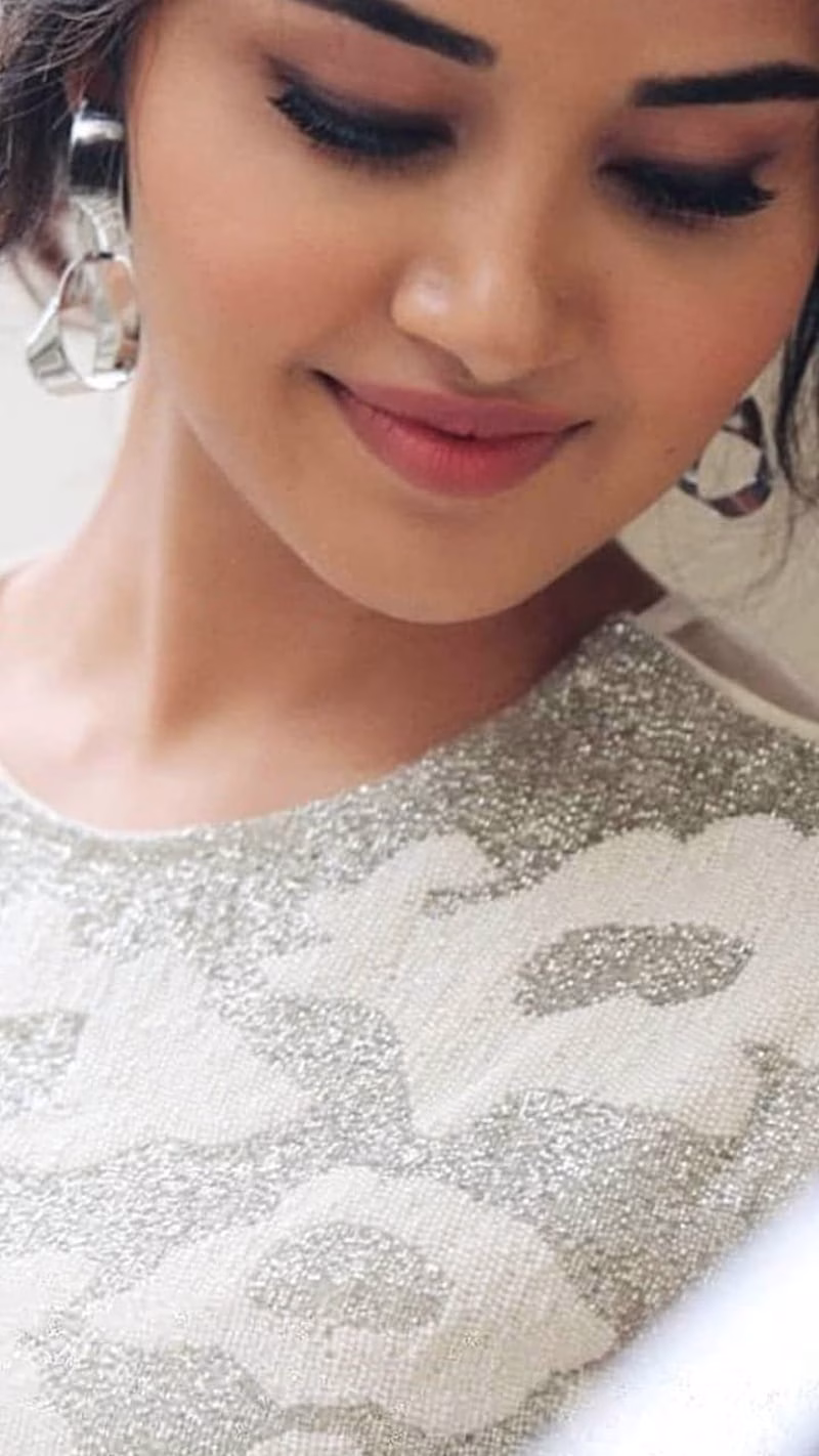 HD-wallpaper-anupamaparameswaran-anupama-anupamalove-anupamauniverse-beautiful-cute-darling-face-love-telugu