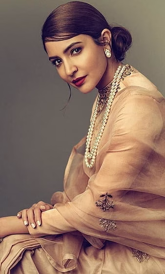 HD-wallpaper-anushka-sharma-bollywood-actress-midel-thumbnail
