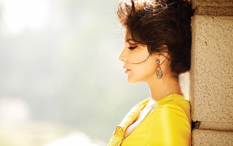 HD-wallpaper-anushka-sharma-new-anushka-sharma-indian-celebrities-desi-girls