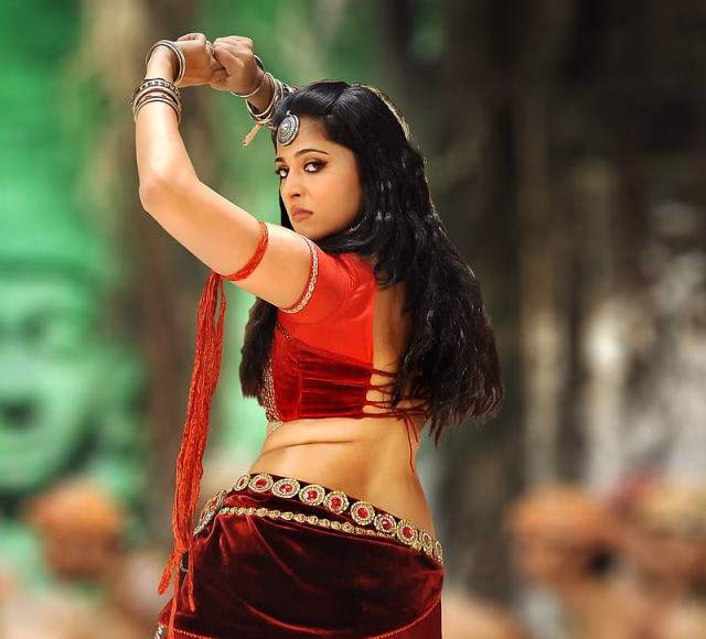 HD-wallpaper-anushka-shetty-actress-anushkashetty-bahubali-tamil-telugu