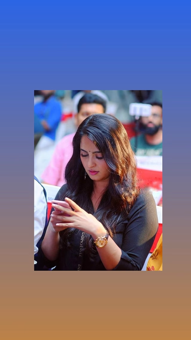 HD-wallpaper-anushka-shetty-anushka-shetty-cute-pics-1