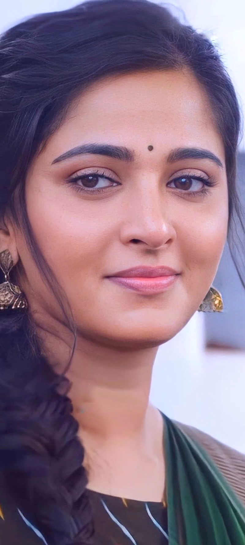 HD-wallpaper-anushka-shetty-anushka
