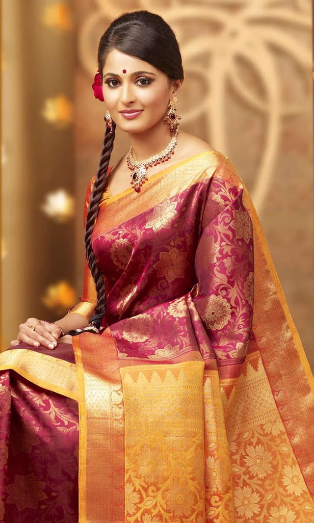 HD-wallpaper-anushka-shetty-beautiful-bollywood-lumia-saree