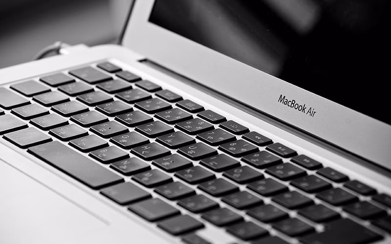 Macbook
