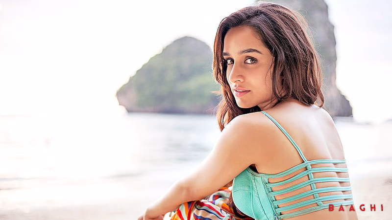 HD-wallpaper-baaghi-movie-shraddha-kapoor-indian-celebrities-girls-desi-girls