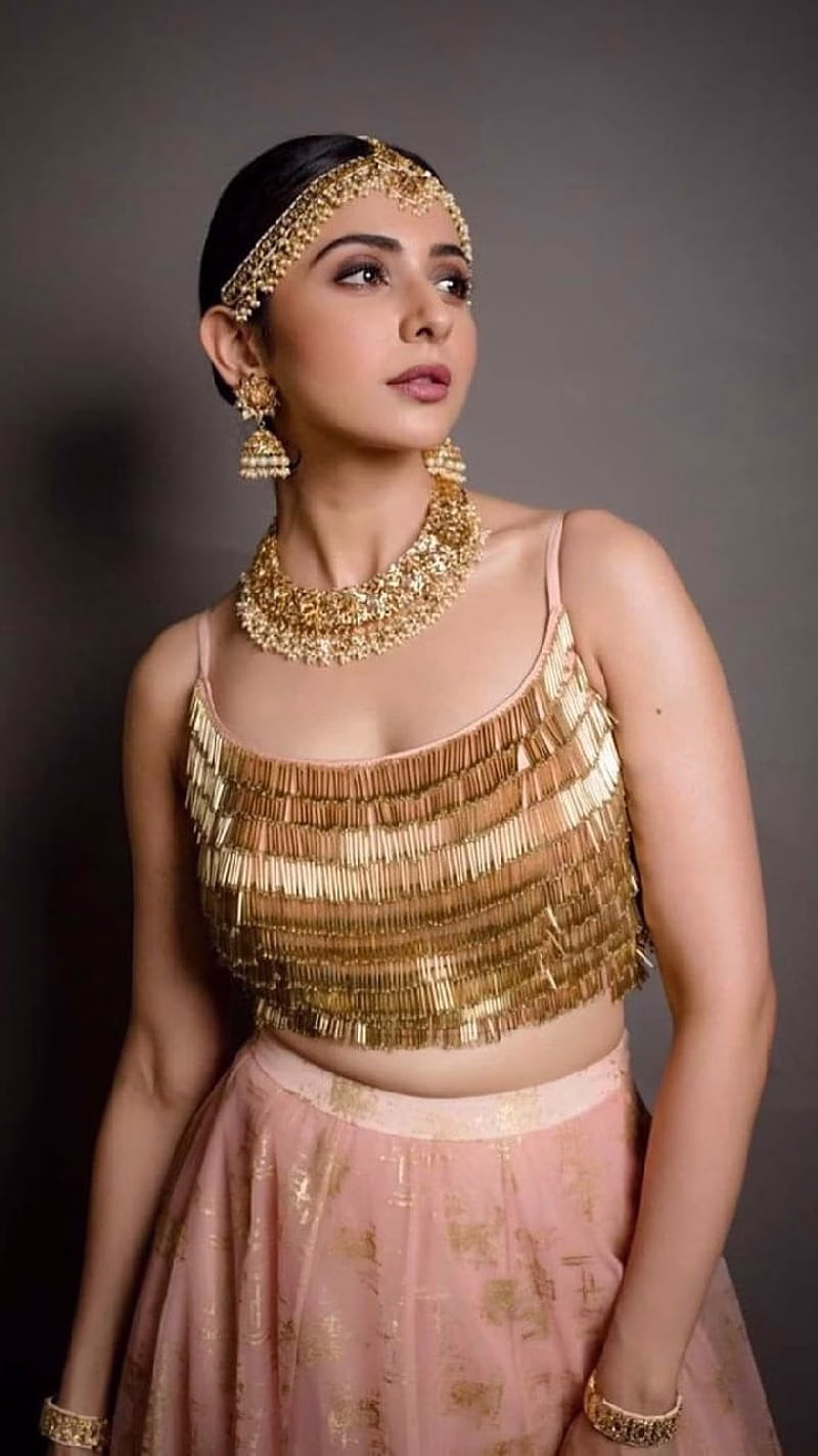HD-wallpaper-bollywood-actress-angel-beauty-rakul-preet-singh