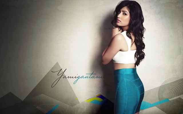 HD-wallpaper-celebrity-bollywood-actress-yami-gautam-brunette