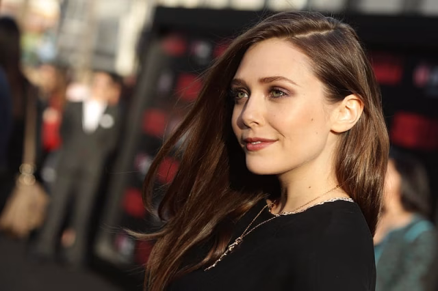 HD-wallpaper-celebrity-elizabeth-olsen-4