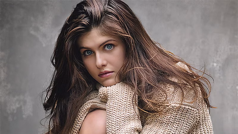 Alexandra Daddario