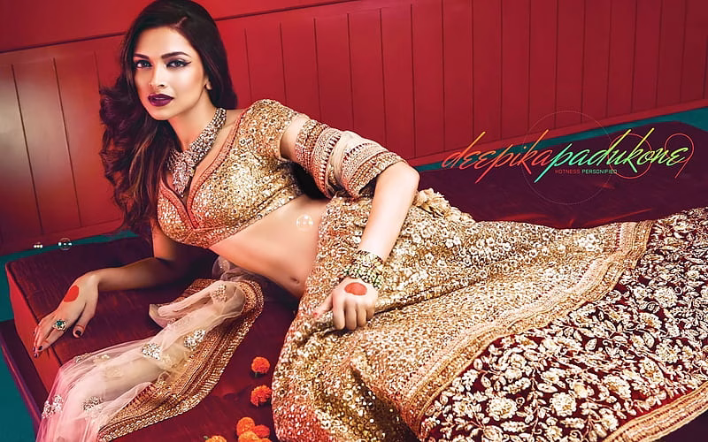 HD-wallpaper-deepika-padukone-actress-brunette-celebrity-bollywood-saree