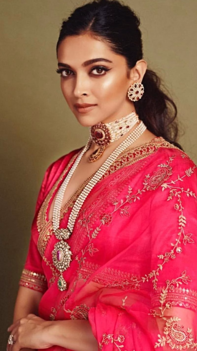 HD-wallpaper-deepika-padukone-deepika-padukone-bollywood-beautiful