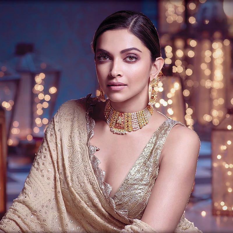 HD-wallpaper-deepika-padukone-flash-graphy-hair