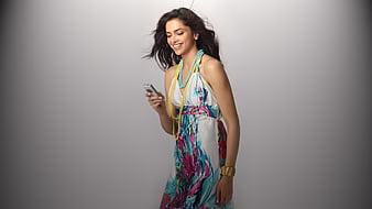 HD-wallpaper-deepika-padukone-indian-actress-models-brunette-beauty-thumbnail