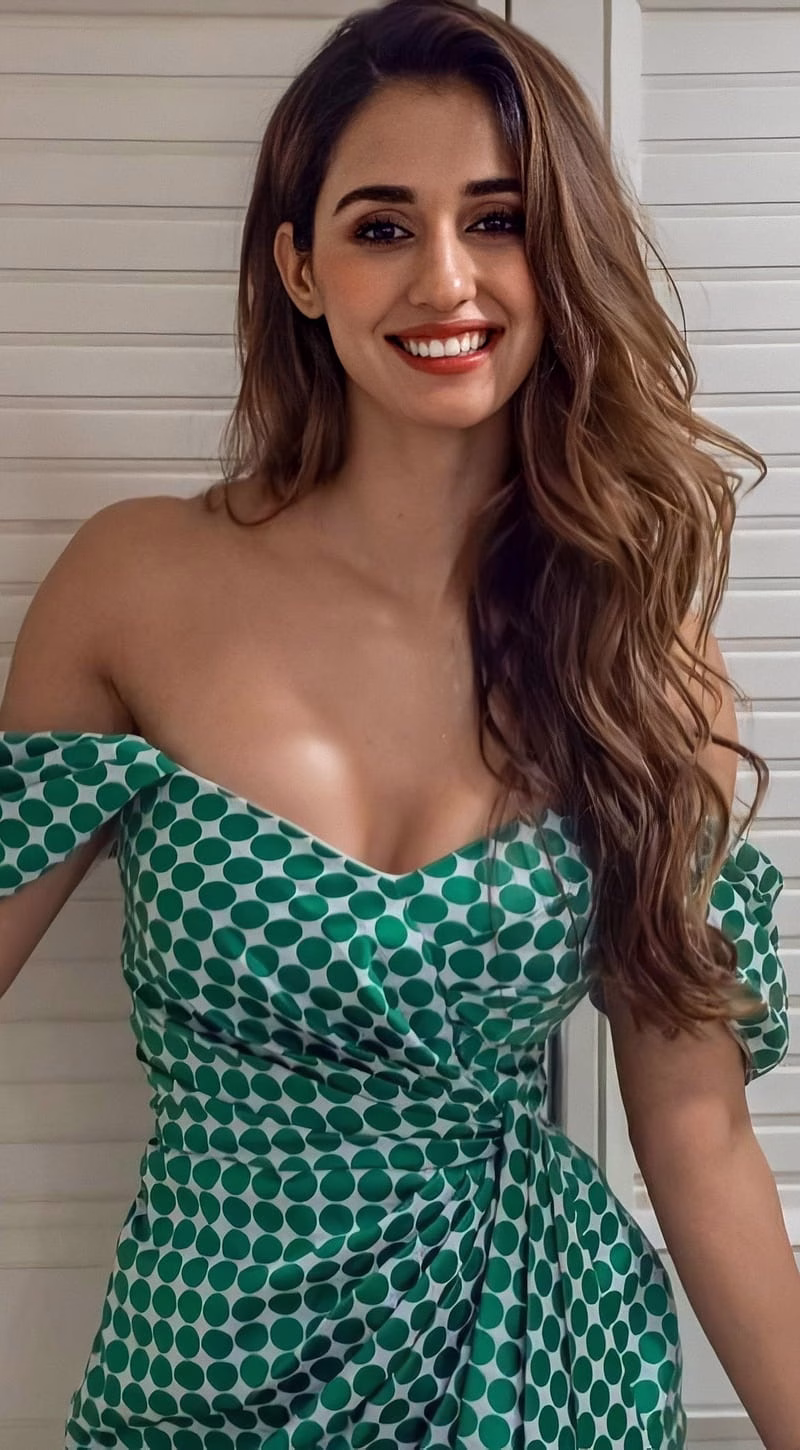 HD-wallpaper-disha-patani-bollywood-disha-disha-patani-1