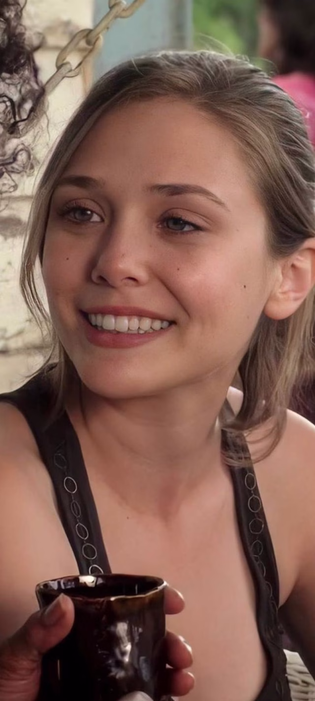 HD-wallpaper-elizabeth-olsen-24