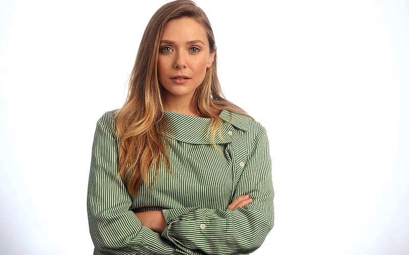 HD-wallpaper-elizabeth-olsen-american-actress-portrait-green-dress-hoot-smile