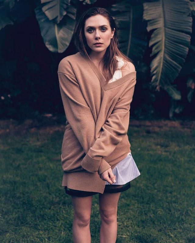 HD-wallpaper-elizabeth-olsen-avengers-wanda-1