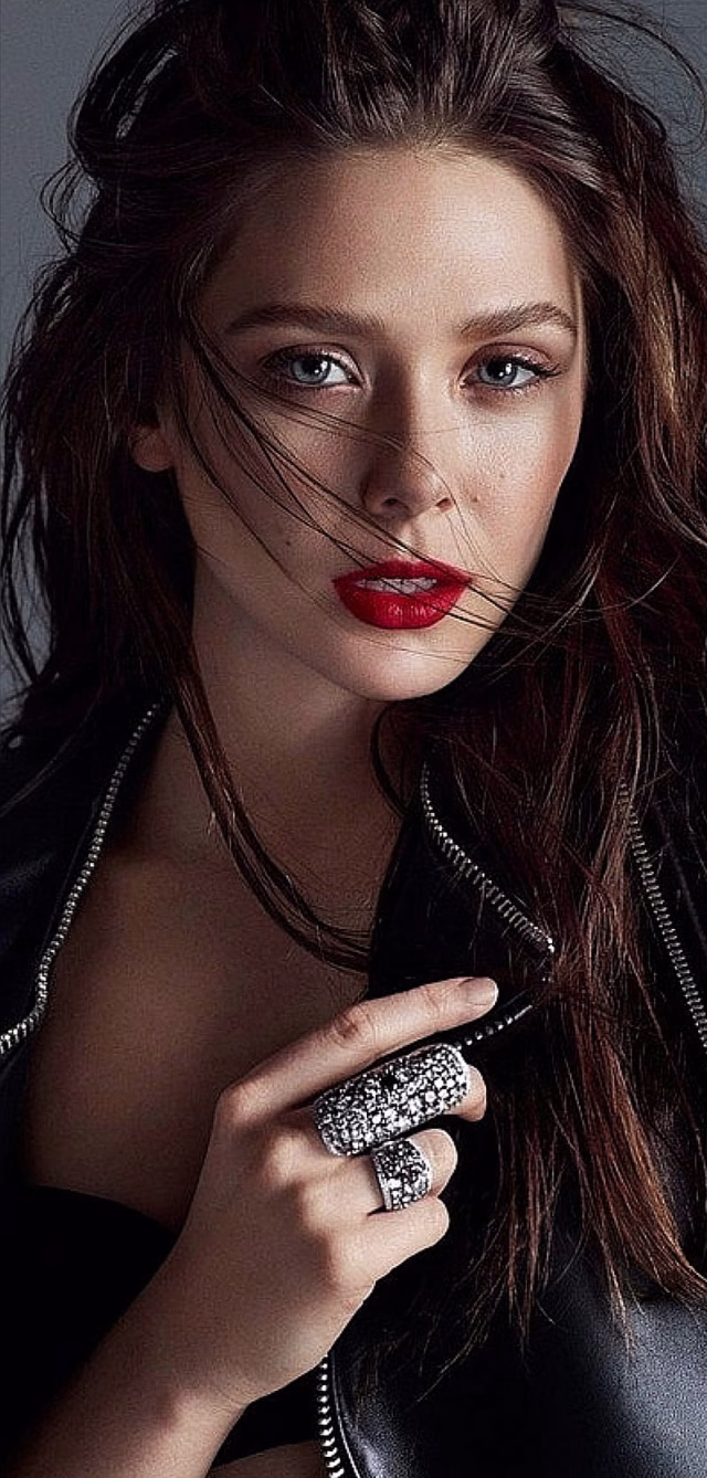 HD-wallpaper-elizabeth-olsen-bruja-escarlata-2