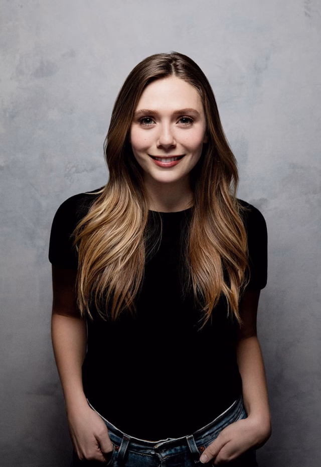 HD-wallpaper-elizabeth-olsen-women-actress-long-hair-smiling-hands-in-pockets