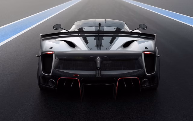 HD-wallpaper-ferrari-fxx-k-evo-2018-exterior-rear-view-supercar-racing-car-silvery-ferrari-italnskie-sport-cars-ferrari