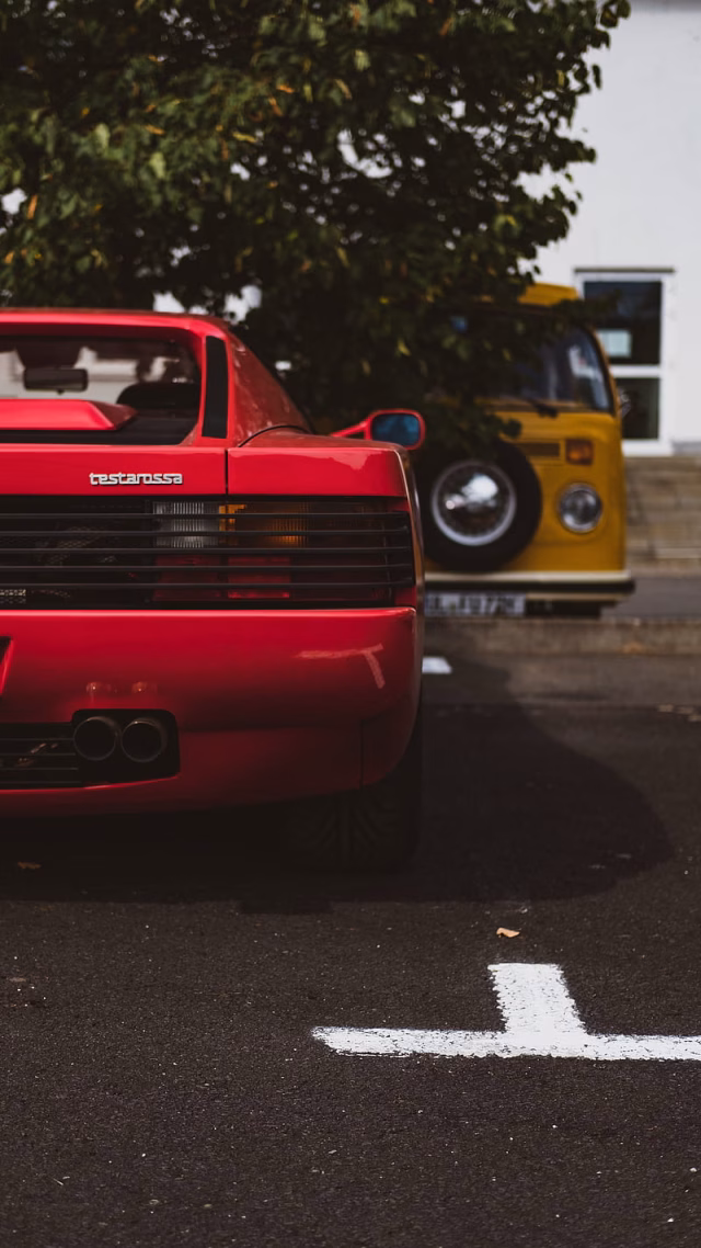 HD-wallpaper-ferrari-testarossa-old