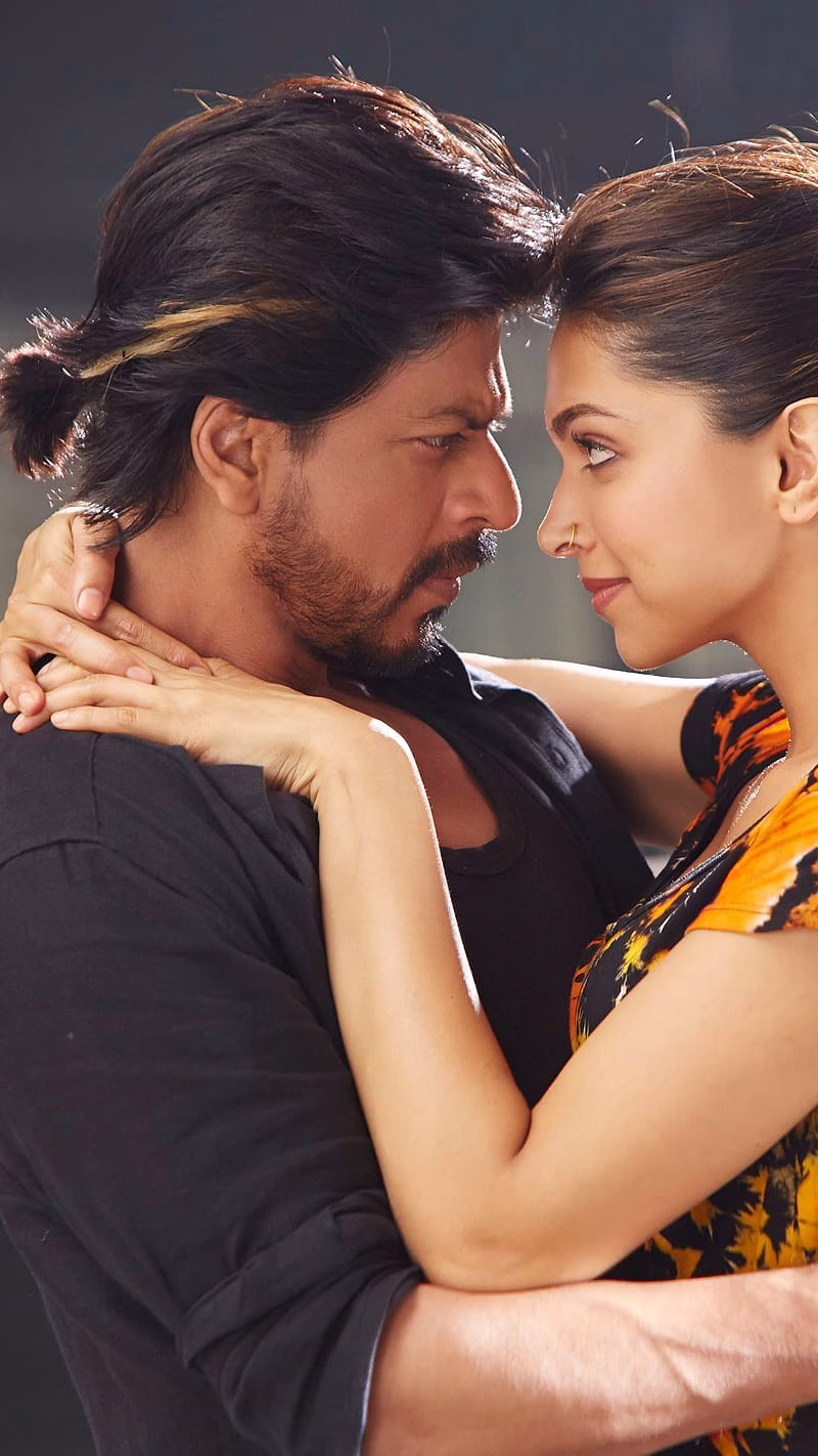 HD-wallpaper-hero-heroine-shah-rukh-khan-deepika-padukone