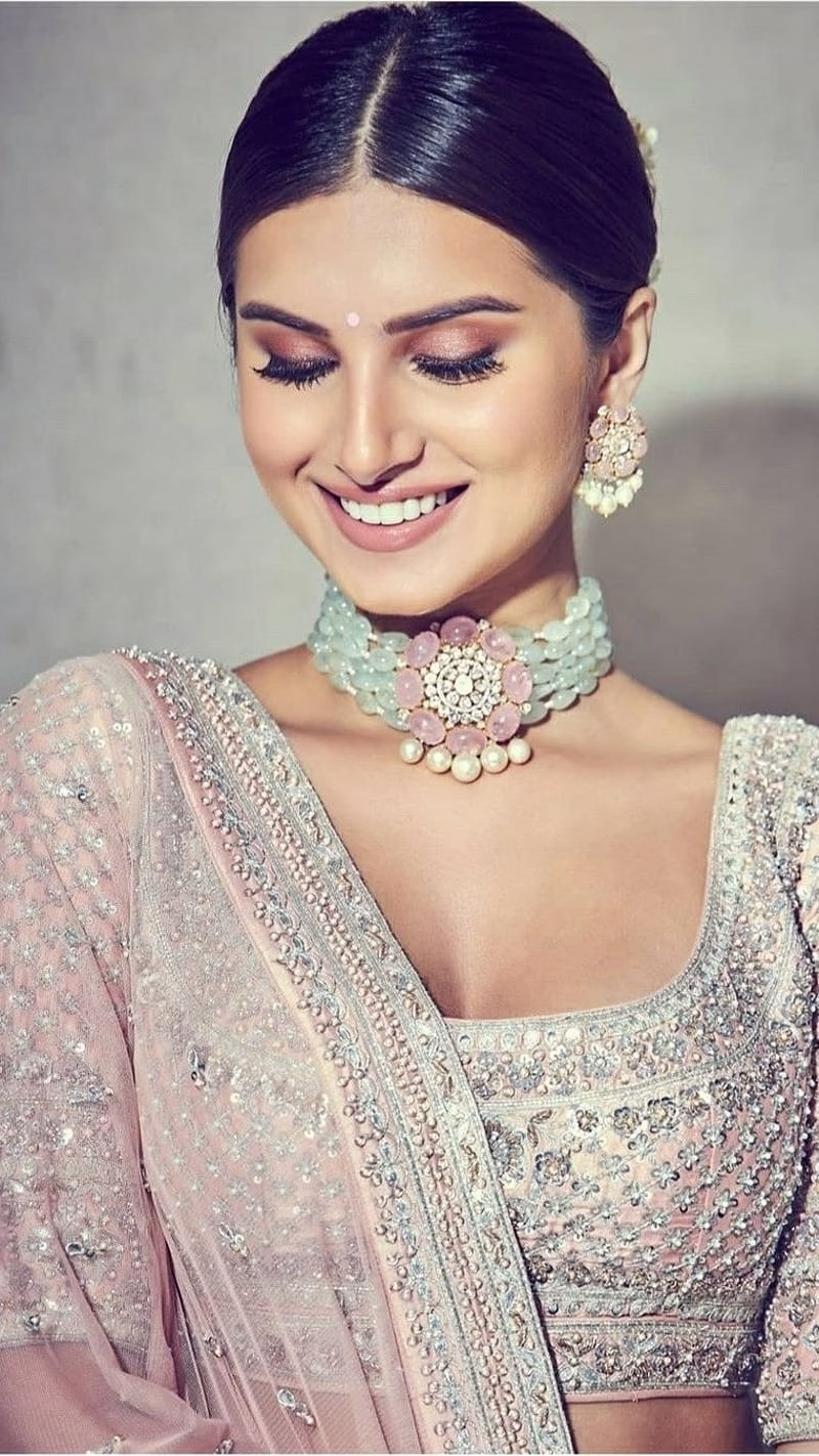 HD-wallpaper-heroine-ke-tara-sutaria-smile-tara-sutaria-smile-actress-singer