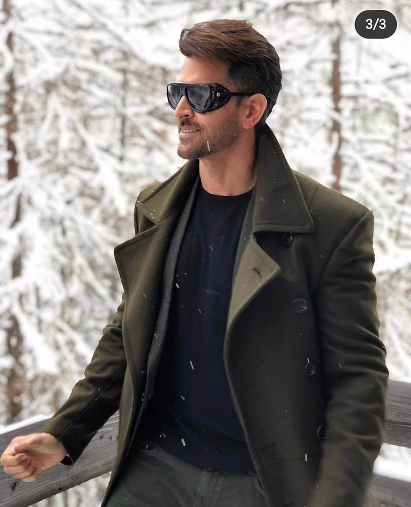 HD-wallpaper-hrithik-roshan-actor-bollywood-bollywood-hero-hero-ice