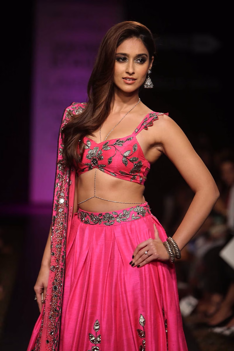 HD-wallpaper-ileana-d-cruz-fashion-design-multilingual-actress