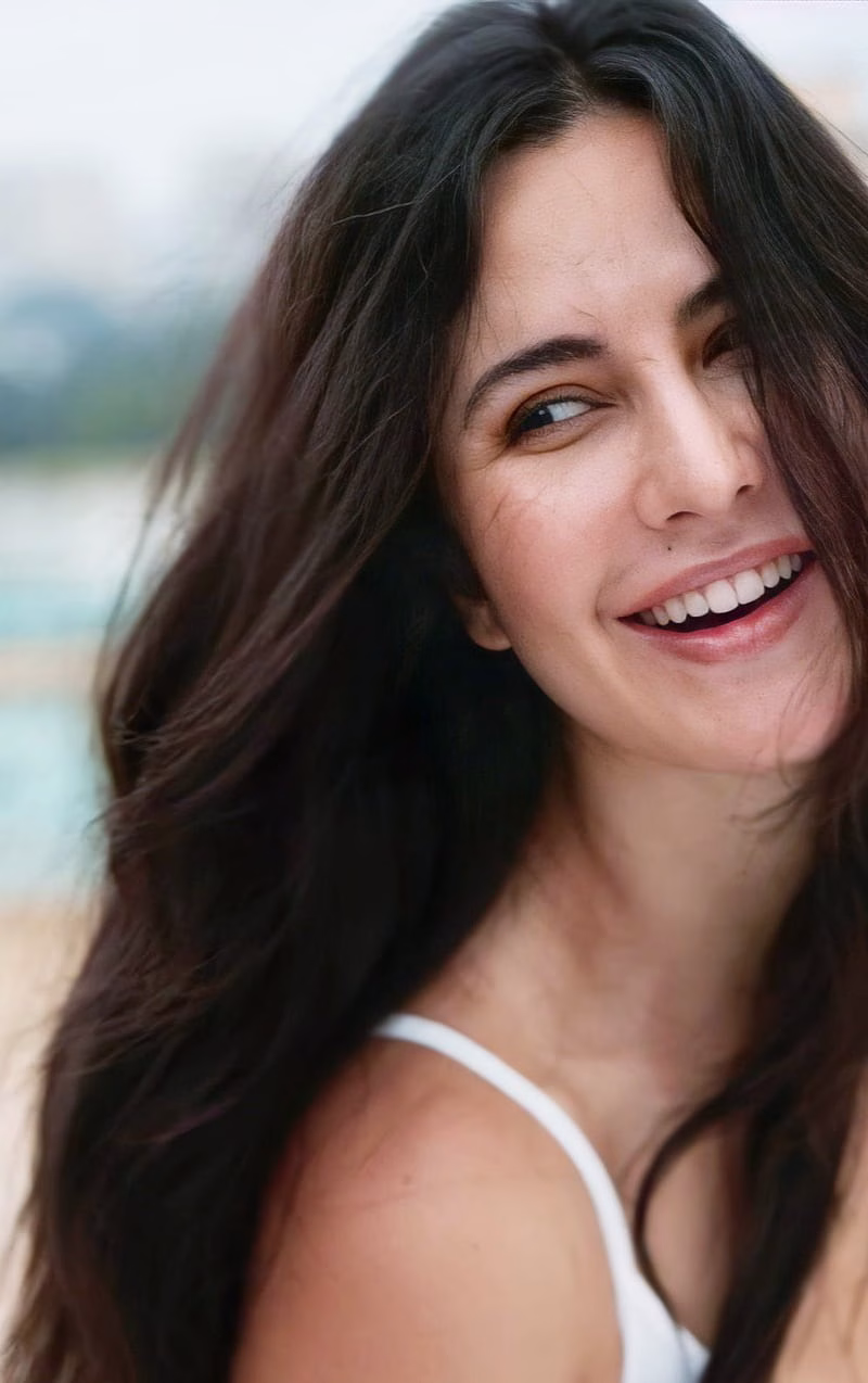 HD-wallpaper-katrina-kaif-bollywood-katrina-kaif-1