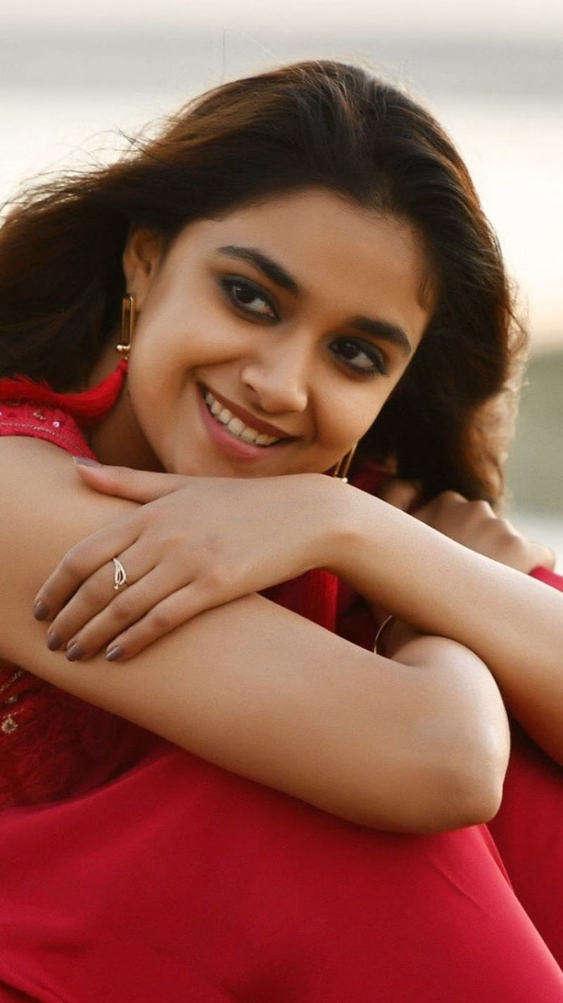 HD-wallpaper-keerthi-suresh-rangde-telugu-movie